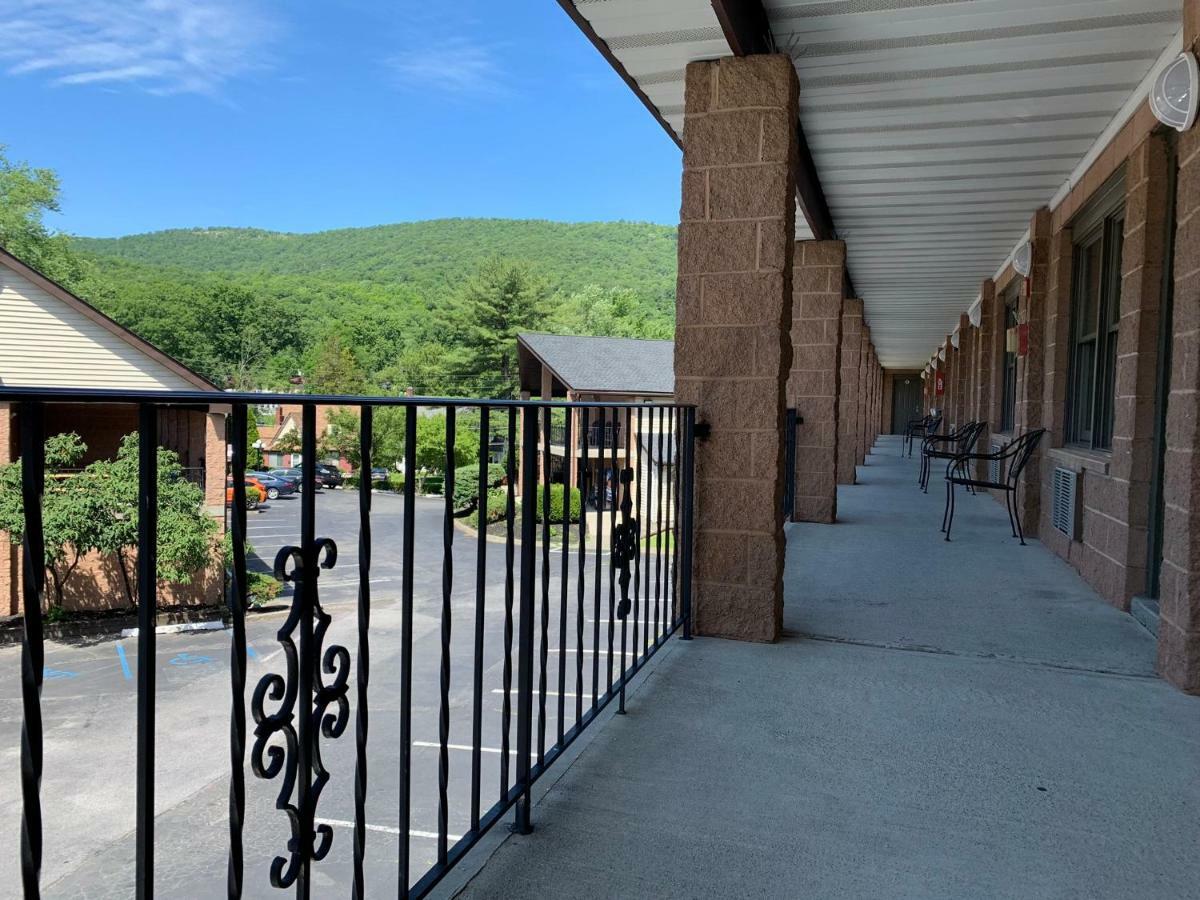 West Point Motel Highland Falls Екстериор снимка
